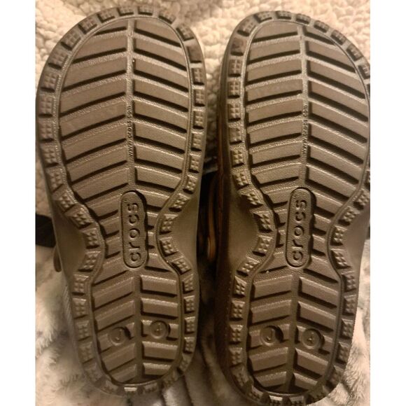 Star Wars Chewbacca X Crocs Classic Lined Clog Espresso 2023 Size Junior 4 - Picture 6 of 7